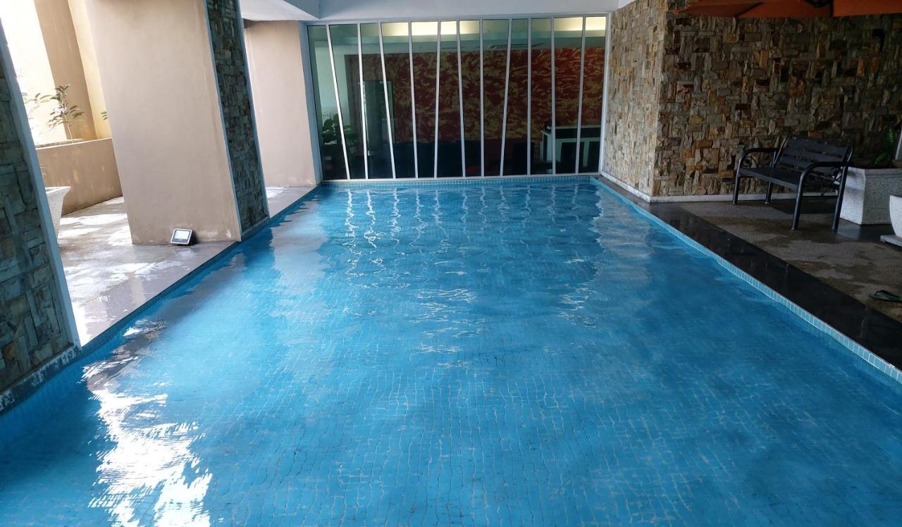 The Viana Apartment 1 Kota Bharu Exterior photo